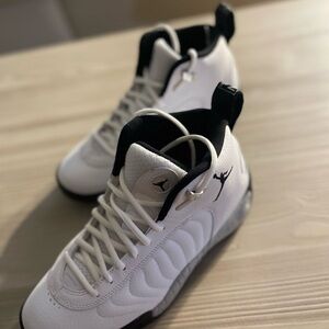 Jordan Jumpman Pro in Black and White